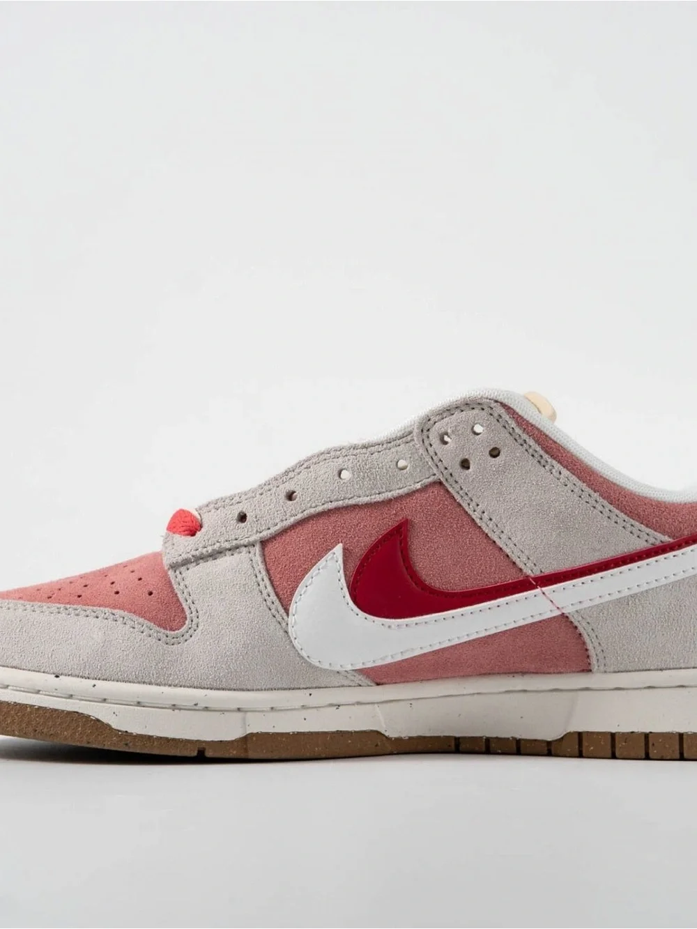 nike dunk low se '85' double swoosh grey pink rabbit do9457 117